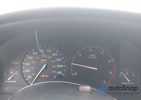 2001 Saturn Sl1 from USA, damaged, VIN 1G8ZH52841Z331770